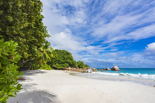 Paradise beach en anse lazio en las seychelles 66 — Foto de Stock