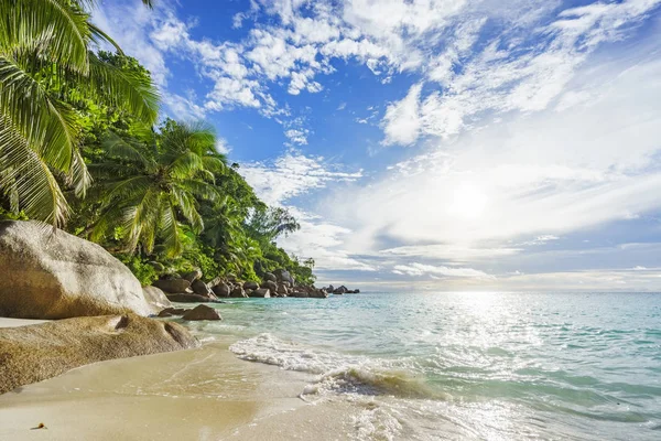 Cennet plaj anse georgette, praslin Seyşeller 44 güneşli günde
