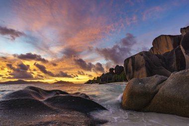 sunset at paradise beach,anse source d'argent,la digue,seychelle