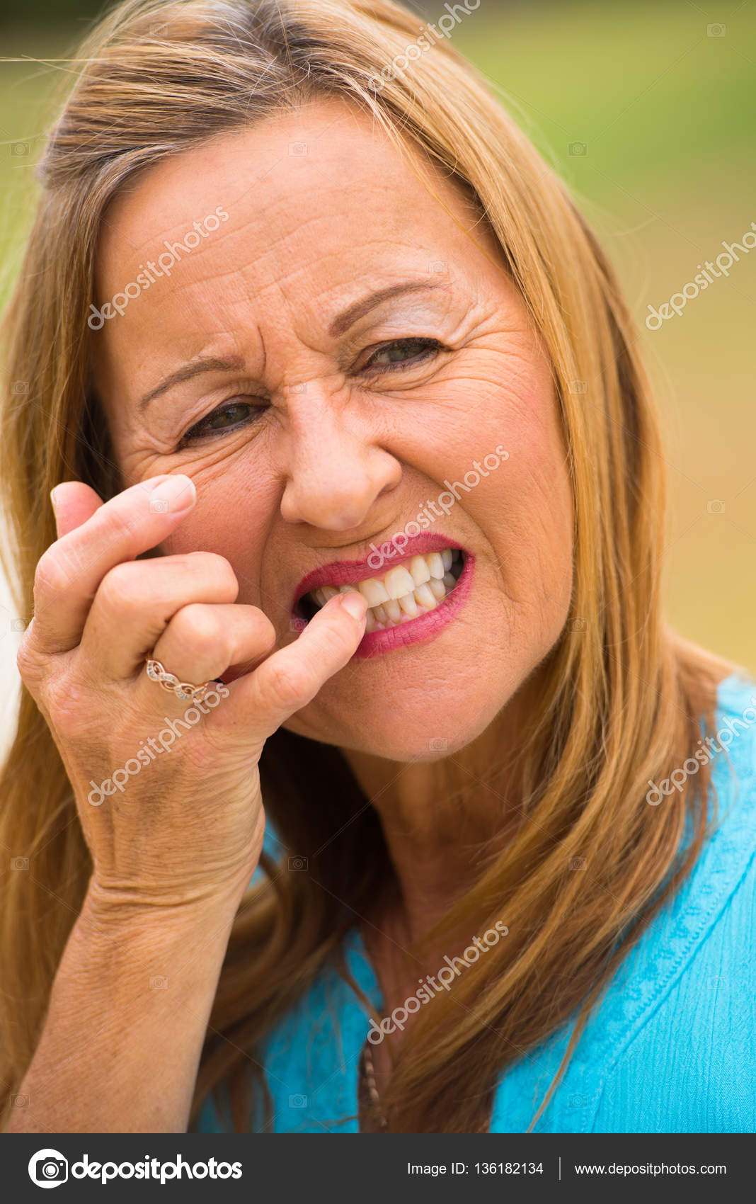 outdoor facial Mature outdoor facial Mature