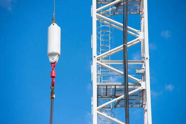 Detail construction crane red hook — Stock Photo, Image