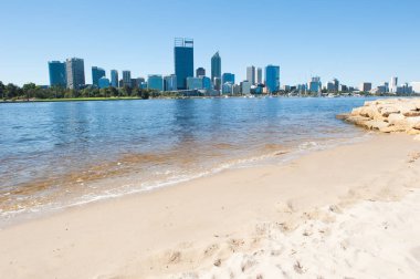 Manzarası Perth Avustralya plaj kuğu nehrin karşısındaki