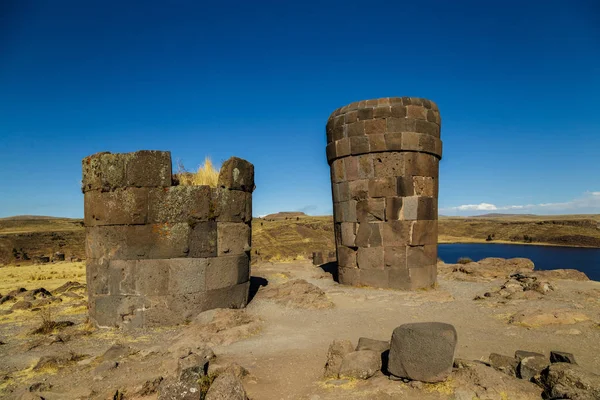 Sillustani arkeolojik mezarlığı, Peru