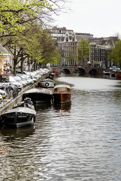 Zůstaňte Amsterdam Houseboat Při Příští Prohlídce Amsterdam Podle Původu Hausbóty — Stock fotografie