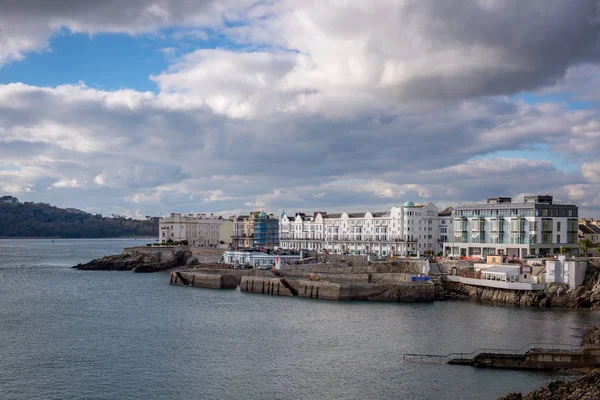 Con vistas a Plymouth Sound en un día soleado — Foto de Stock