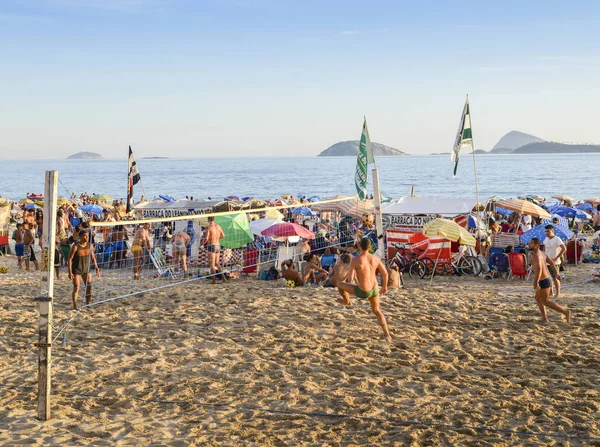 Futevolei na plaży Ipanema, Rio de Janeiro, Brazylia — Zdjęcie stockowe