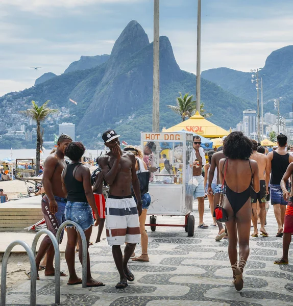 Гарота-де-Ипанема, Рио-де-Жанейро, Бразилия — стоковое фото