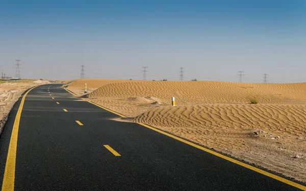 Trilha de ciclismo Al Qudra perto de Dubai, Emirados Árabes Unidos, Médio Oriente — Fotografia de Stock