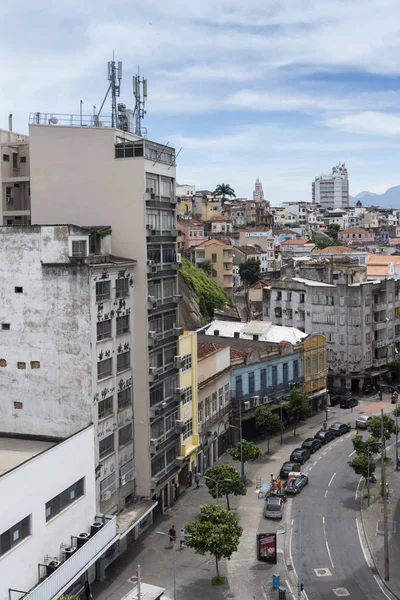 Luftaufnahme einer belebten Straße in der Innenstadt von Rio de Janeiro, Brasilien, der zweitgrößten Stadt des Landes — Stockfoto