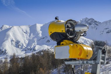 Sarı kar topu kar maker Makina, kar silah üretim kar kayak tesisi