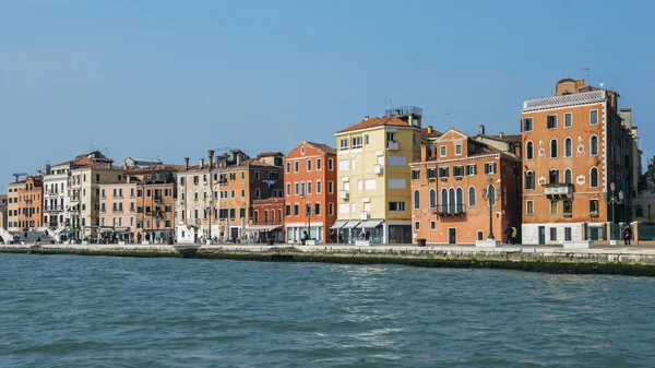 Історичний Прибережна частина міста у Венеції — стокове фото