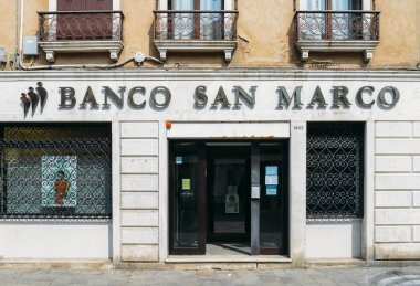 Dış Cephe banco San Marco