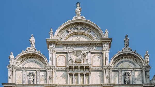 หน้าผากของ Basilica dei Sant Giovanni e target - เวนิส, อิตาลี . — ภาพถ่ายสต็อก