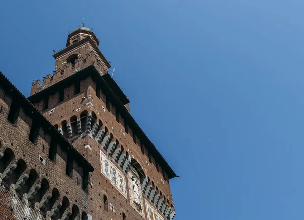 มุมมองของ Castello Sforzesco ในมิลาน, อิตาลี — ภาพถ่ายสต็อก
