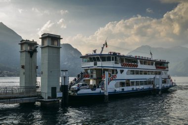 Lake Como, İtalya Bellagio, Varenna ve Menaggio bağlayan feribot