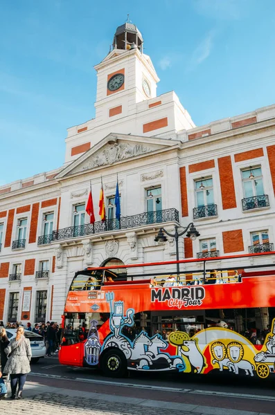 Madrid Spain March 2020 Double Decker Tourist Bus Front Royal — Stock Photo, Image