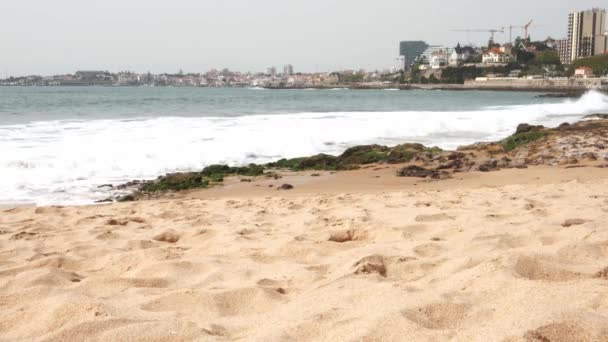 Vista Para Praia Junto Oceano Atlântico Cascais Portugal — Vídeo de Stock