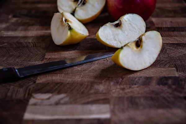 Sliced Apples Knife Kitchen Board — Stock Photo, Image