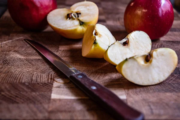 Sliced Apples Knife Kitchen Board — Stock Photo, Image