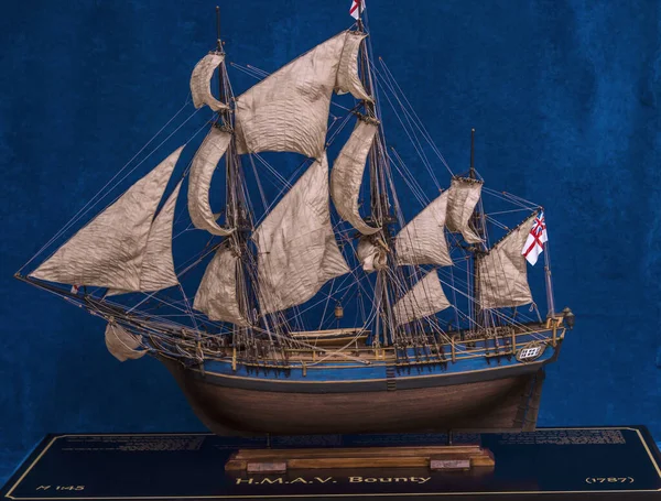 Sailing ship - Bounty wooden antique model building — Stock Photo, Image