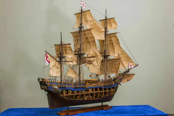 Zeilschip - Bounty houten antiek model gebouw — Stockfoto