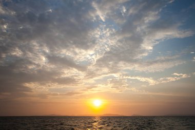 Okyanus güzel günbatımı, Kamboçya