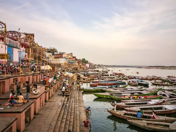 Varanasi Hindistan Mart 2016 Varanasi Ghats Gemilerde — Stok fotoğraf