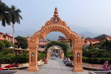 Rishikesh, Hindistan - Kasım, 4, 2017. Parmarth oguzhan Ashram Rishikesh içinde güzel görünümü