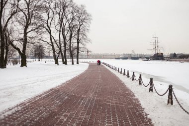 Neva Nehri, Peter ve Paul Fortress dolgu, Devlet Hermitage Müzesi arka planda kış görünümü