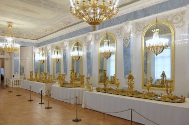 Saint-Petersburg, Rusya Federasyonu-Temmuz 2017 yaklaşık. Devlet Hermitage Müzesi, genel personel Binası iç