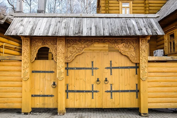 Decoración Puerta Tallada Patrones Ornamentales Casa Vieja Gorodets Rusia — Foto de Stock