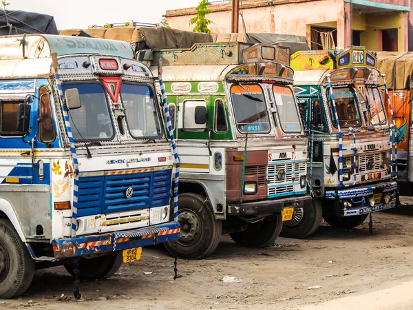 Rishikesh Inde Vers Avril 2018 Camion Fret Coloré Avec Riches — Photo