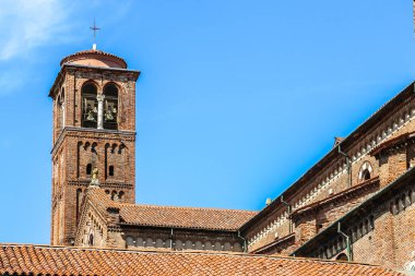 Vicenza, İtalya - Eylül 2018. Vicenza 'daki Katolik kilisesinin (Chiesa di San Lorenzo) güzel mimarisi.