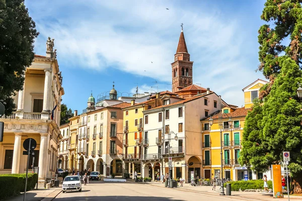 Vicenza Italia Circa Septiembre 2018 Hermosas Calles Vicenza Día Soleado — Foto de Stock