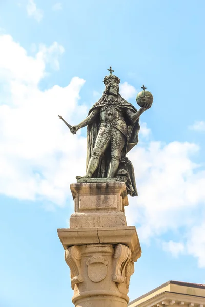 Trieste Itália Circa Agosto 2018 Estátua Leopoldo Asburgo Frente Câmara — Fotografia de Stock