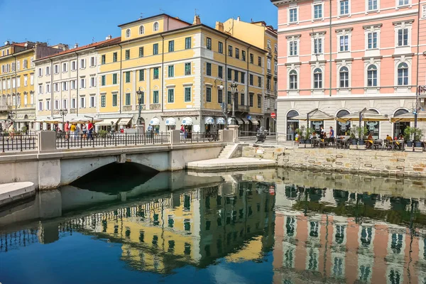 Trieste Italia Circa Agosto 2018 Vista Ponte Rosso Gran Canal — Foto de Stock