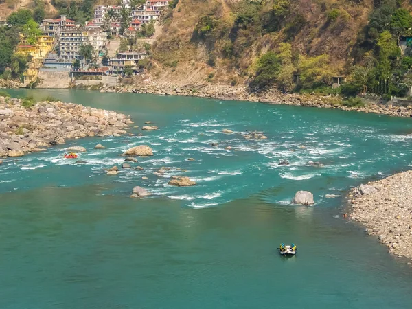 Rishikesh Índia Circa Março 2018 Bela Vista Aterro Rio Ganga — Fotografia de Stock