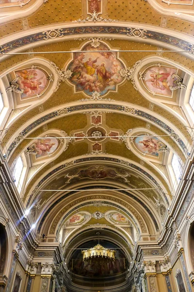 Verolavecchia Włochy Około Września 2018 Wnętrza Kościoła Katolickiego Parrocchia Dei — Zdjęcie stockowe