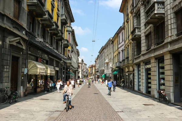 Cremona Ιταλία Circa Σεπτέμβριος 2018 Όμορφοι Δρόμοι Της Κρεμόνας Ηλιόλουστη — Φωτογραφία Αρχείου