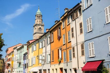 Parma, İtalya - Eylül 2018. Parma şehir merkezinin güzel mimarisi.