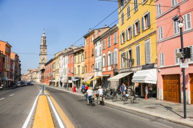 Parma, İtalya - Eylül 2018. Parma şehir merkezinin güzel mimarisi.
