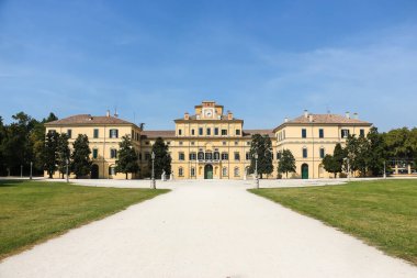 Parma, İtalya - Eylül 2018. Ducal Palace 'ın (Palazzo Ducale di Parma Sarayı) güzel mimarisi.).