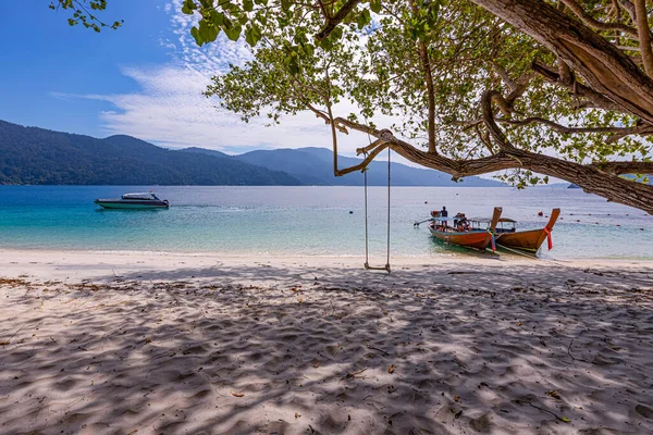 Rawi Island White Sand Clear Water Satun Province Tailandia — Foto de Stock