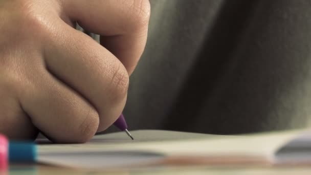ペンで書くをクローズ アップ — ストック動画