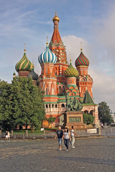 Domkyrka av Vasilij den välsignade i Moskva, Ryssland — Stockfoto