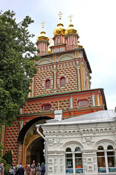 Kościół Narodzenia Świętego Jana Chrzciciela. Rosja — Zdjęcie stockowe