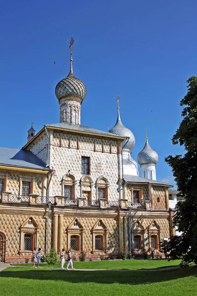 Kyrkan av ikonen för den fostrar av Gud Hodegetria i Rostov, Ru — Stockfoto