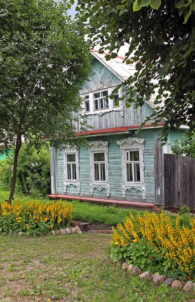Stary drewniany dom w Rosji — Zdjęcie stockowe