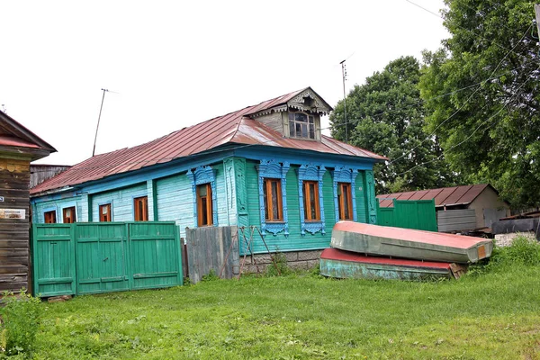 ロシアにある古い木造住宅 — ストック写真