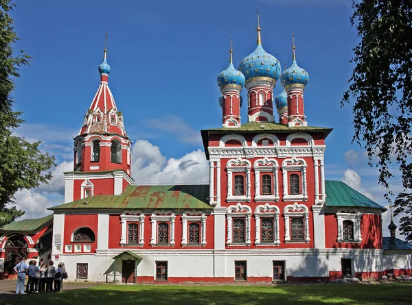 Iglesia de San Dimitri sobre la Sangre en Uglich, Rusia — Foto de Stock